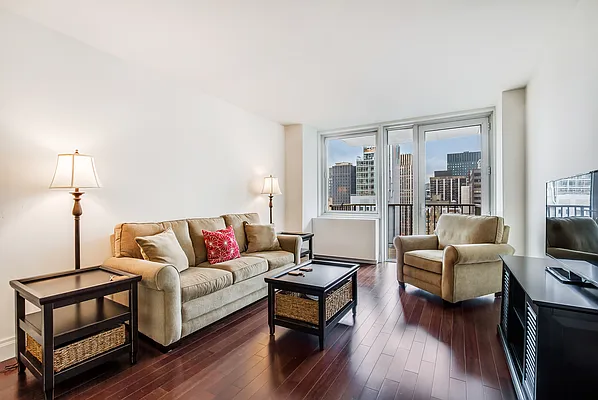 Rented by Compass | media 12