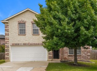 1625 Grassy View Dr, Fort Worth, TX 76177
