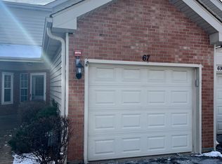 67 Fairway Dr, Glendale Heights, IL 60139