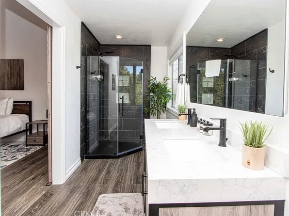 26448 Thunderbird Dr, Lake Arrowhead, CA 92352