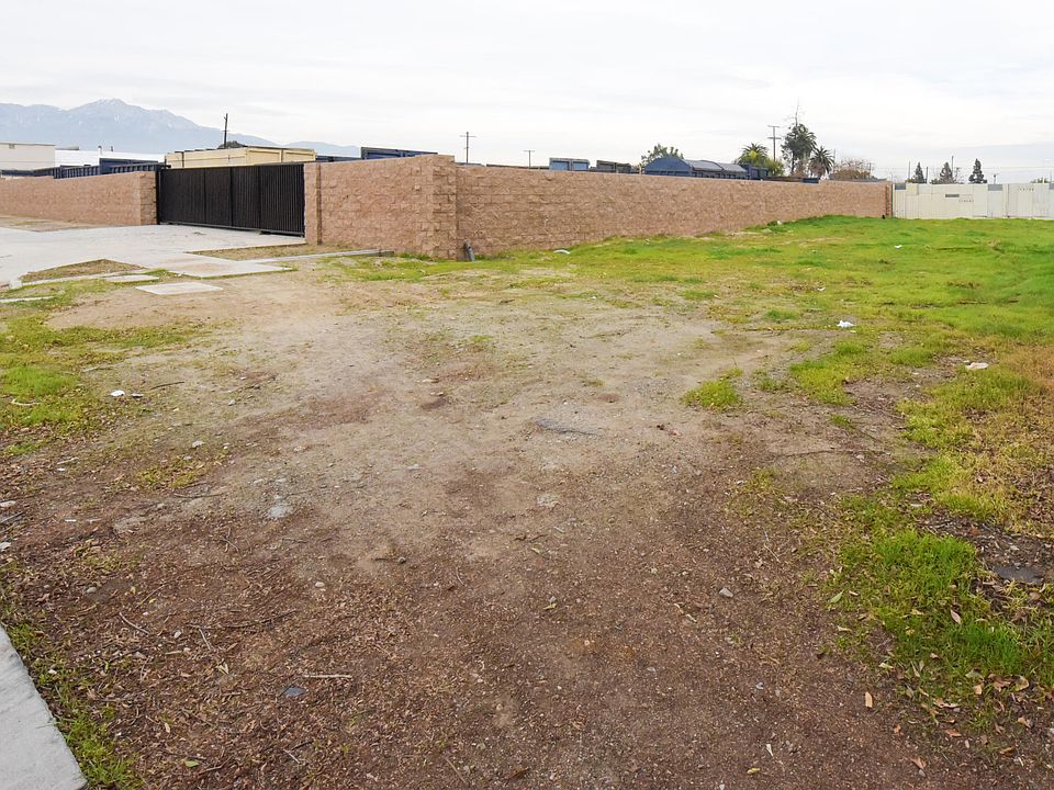 2nd image of 439 S Campus Ave