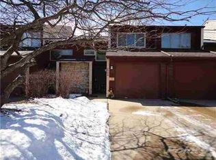 1704 Lynncrest Dr, Coralville, IA 52241