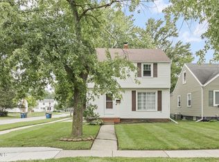 3040 Strathmoor Ave, Toledo, OH 43614