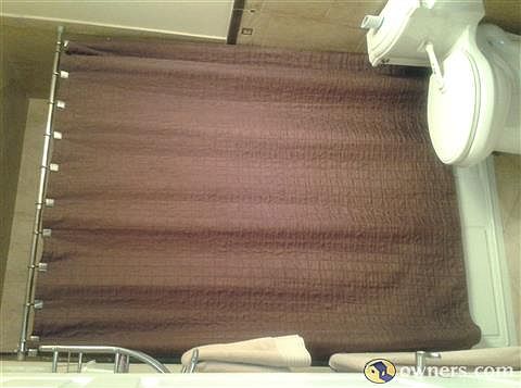 Bathroom Hallway w/jacuzzi tub