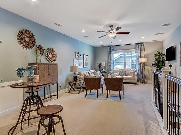 Versatile loft space