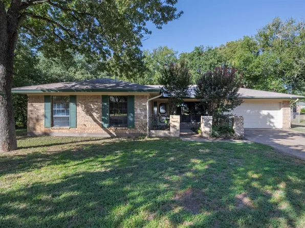 2004 Boca Vista Dr, Granbury, TX 76048