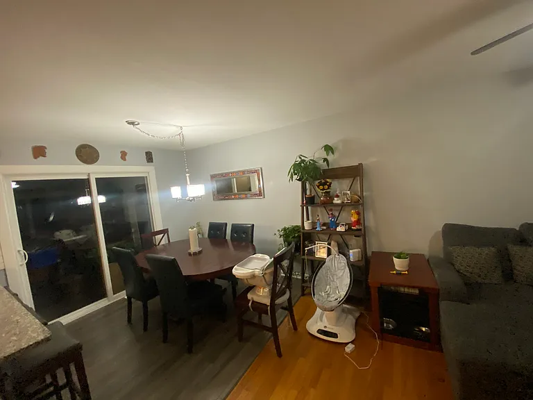605 David St — Photo 12