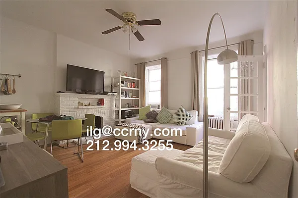 Rented by City Connections Realty | media 35