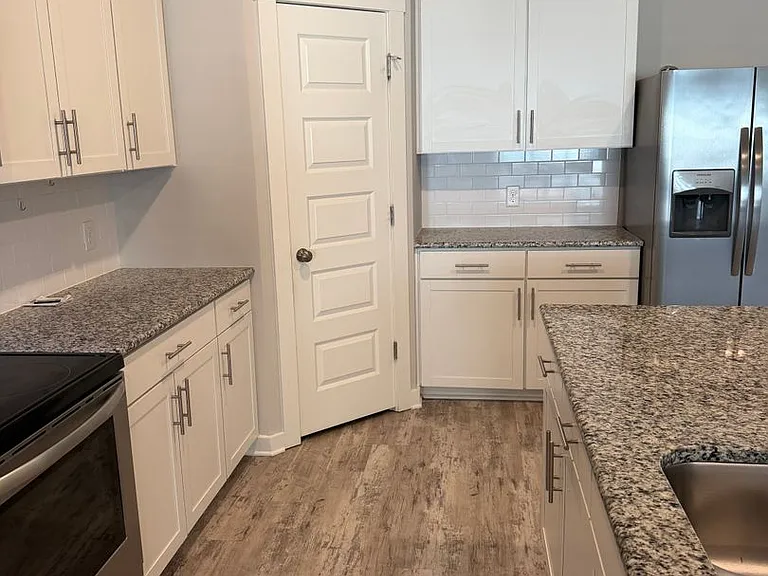 2021 Hardwick Pvt Ln — Photo 7
