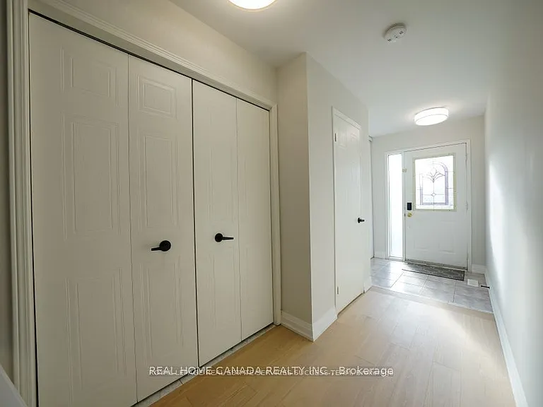 1240 Westview Ter #17 — Photo 11