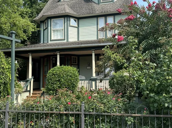 670 Washington St, Cape May, NJ 08204