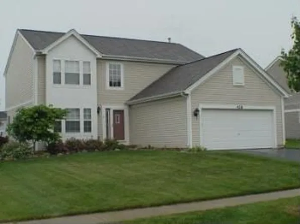 426 Geneva Ln, Cary, IL 60013