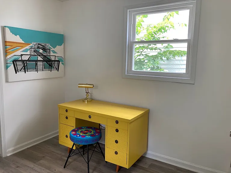 172 Eddie St — Photo 10