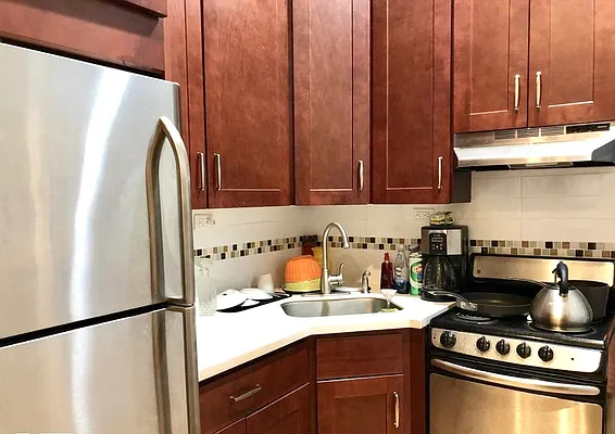 Rented by Bold New York | media 17