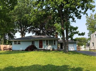 223 Dellwood Rd, Rochester, NY 14616