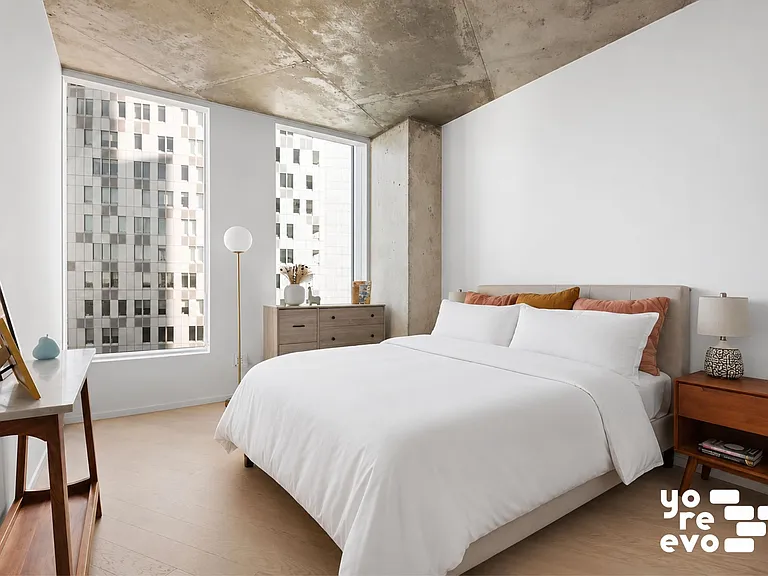 560 State St #11G — Photo 4