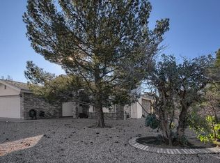 14000 Jeweled Desert Dr, Horizon City, TX 79928