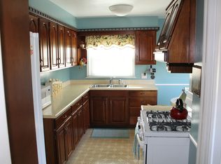 1821 Paddington Rd, Kalamazoo, MI 49001