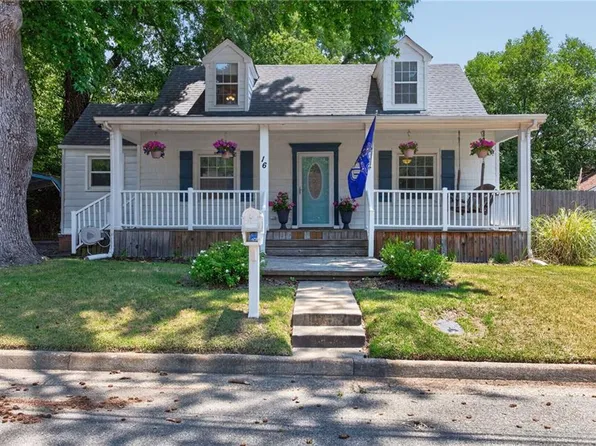 16 Roberts Ct E, Portsmouth, VA 23701