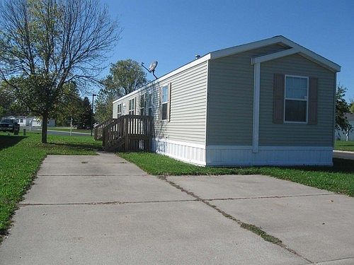 1st image of 503 Brookside Mnr