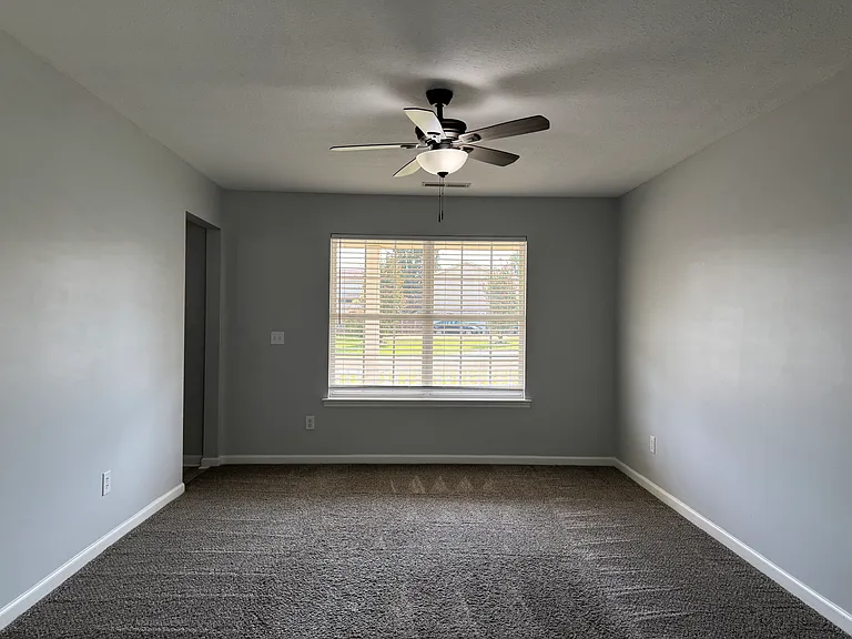 4359 Kayla Cir — Photo 12