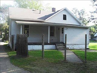 2nd image of 719 Aspenwald Ave