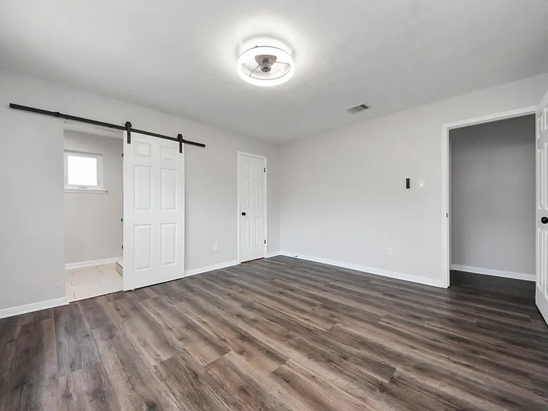10602 Raydell Dr — Photo 18