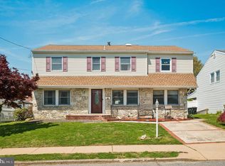 13036 Richwood Rd, Philadelphia, PA 19116