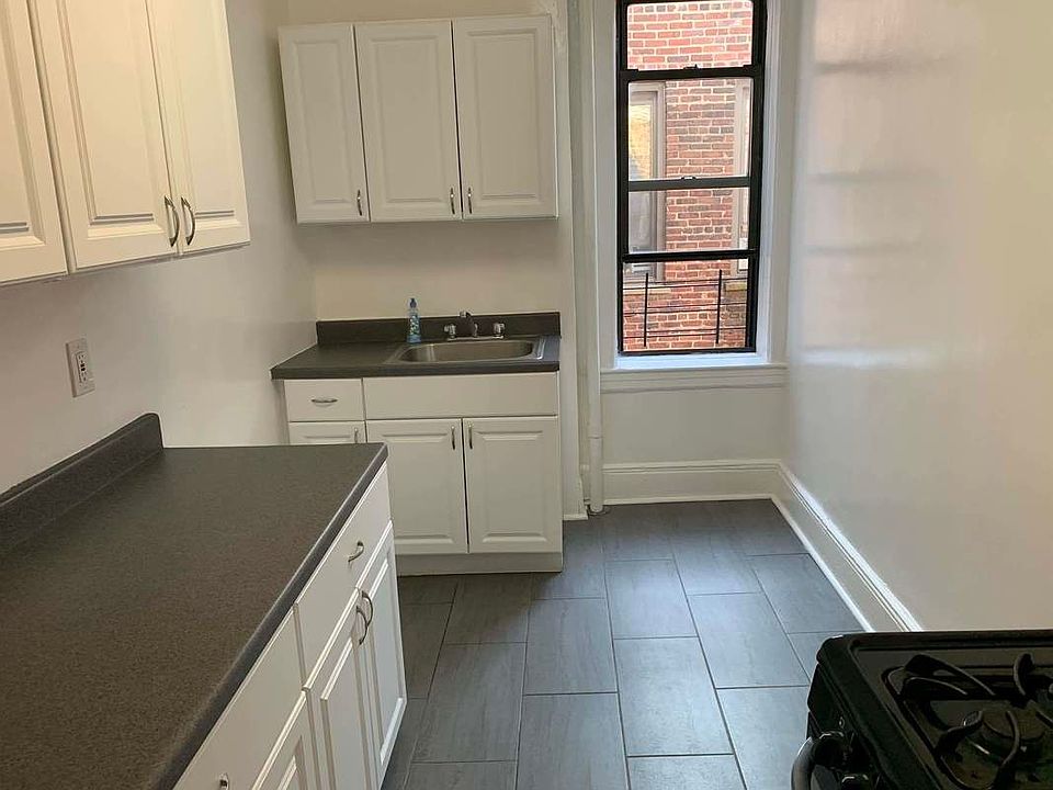 1st image of 32-35 30th St #Dd4