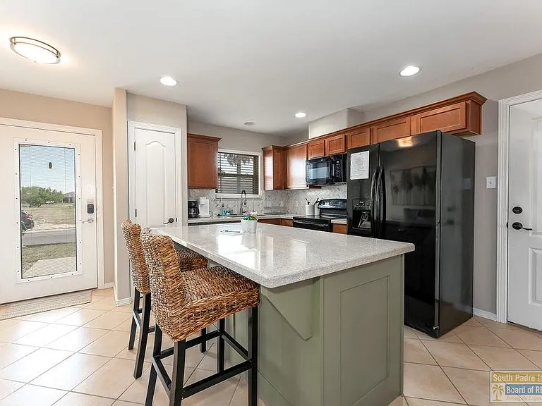 7 N Bay Hill Dr — Photo 24