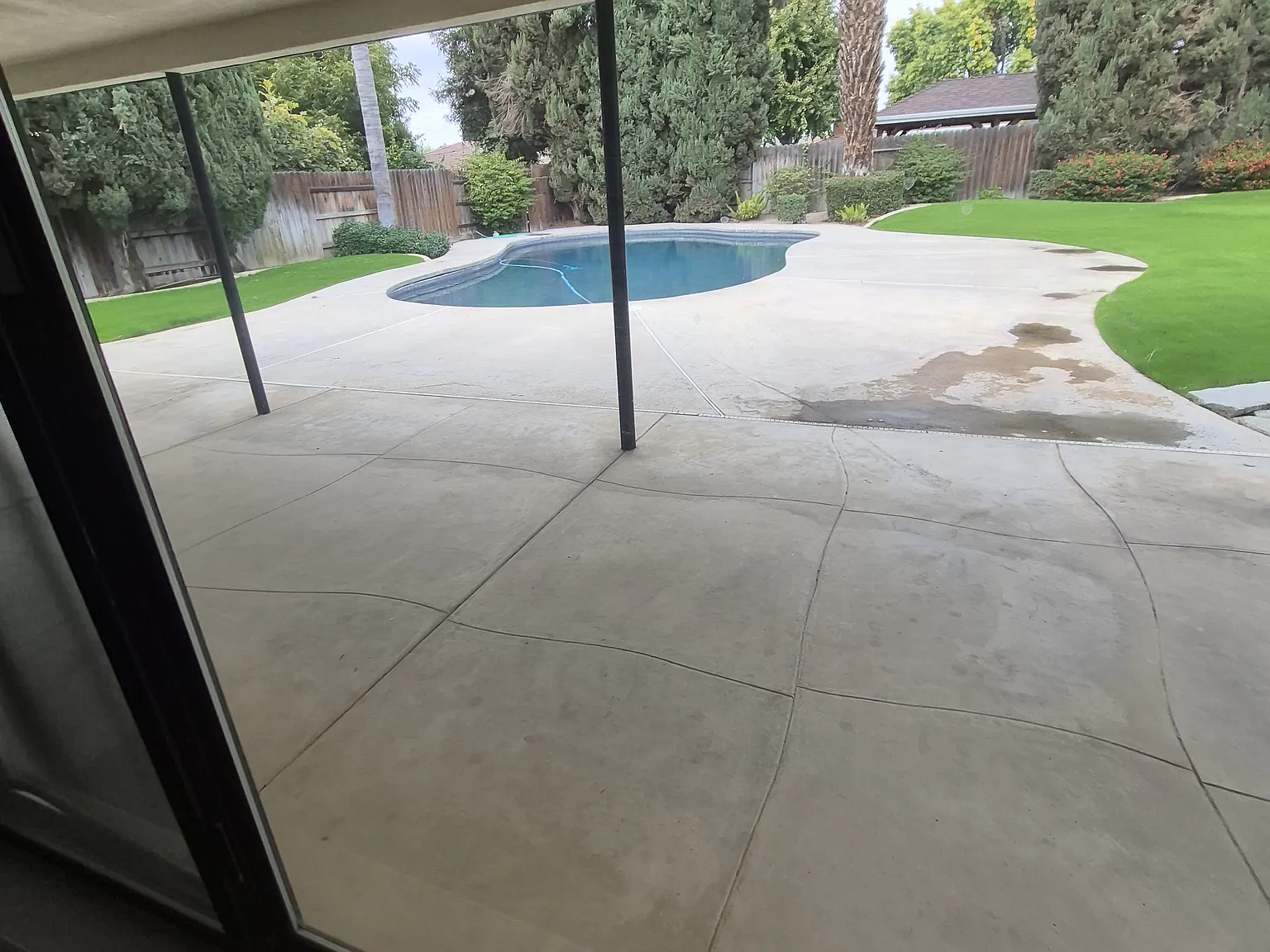 3 bed, 1852 sqft, $2,800 — Photo 2