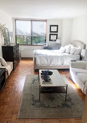 Rented by Corcoran | media 22