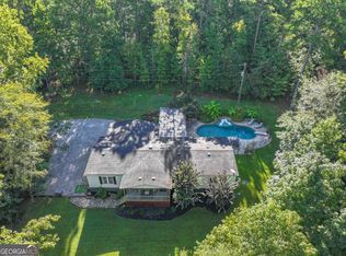 636 Grandview Rd, Mansfield, GA 30055