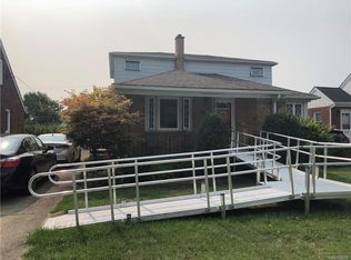 89 Homesgarth Ave, Cheektowaga, NY 14225