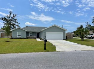 210 E 4th St, Lynn Haven, FL 32444