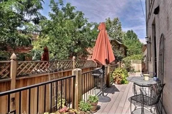 Rear outdoor patio