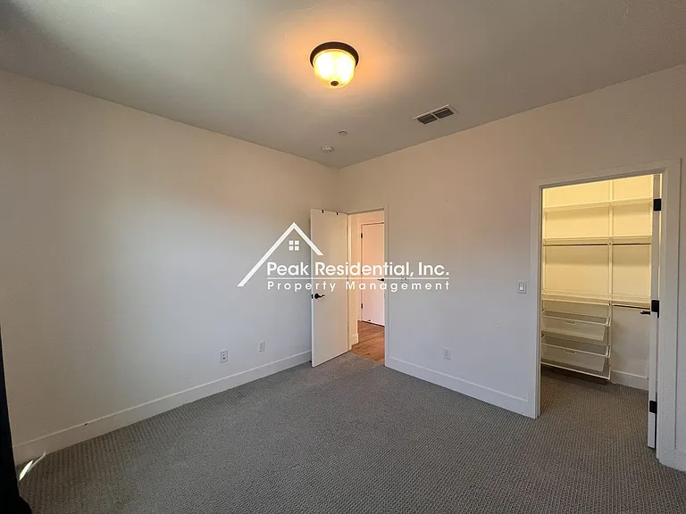 1023 Ice Cream Ln — Photo 33
