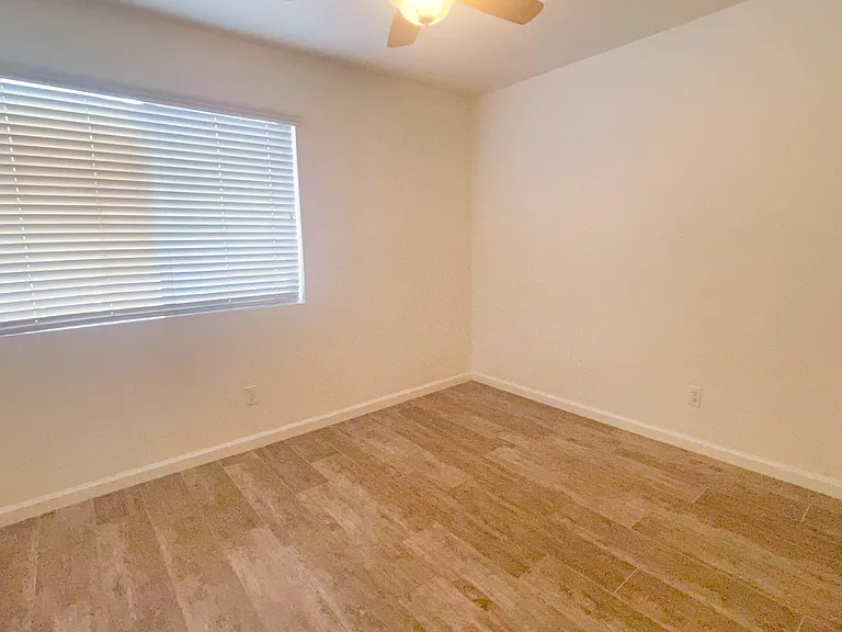 1065 W 1st St #204 — Photo 12