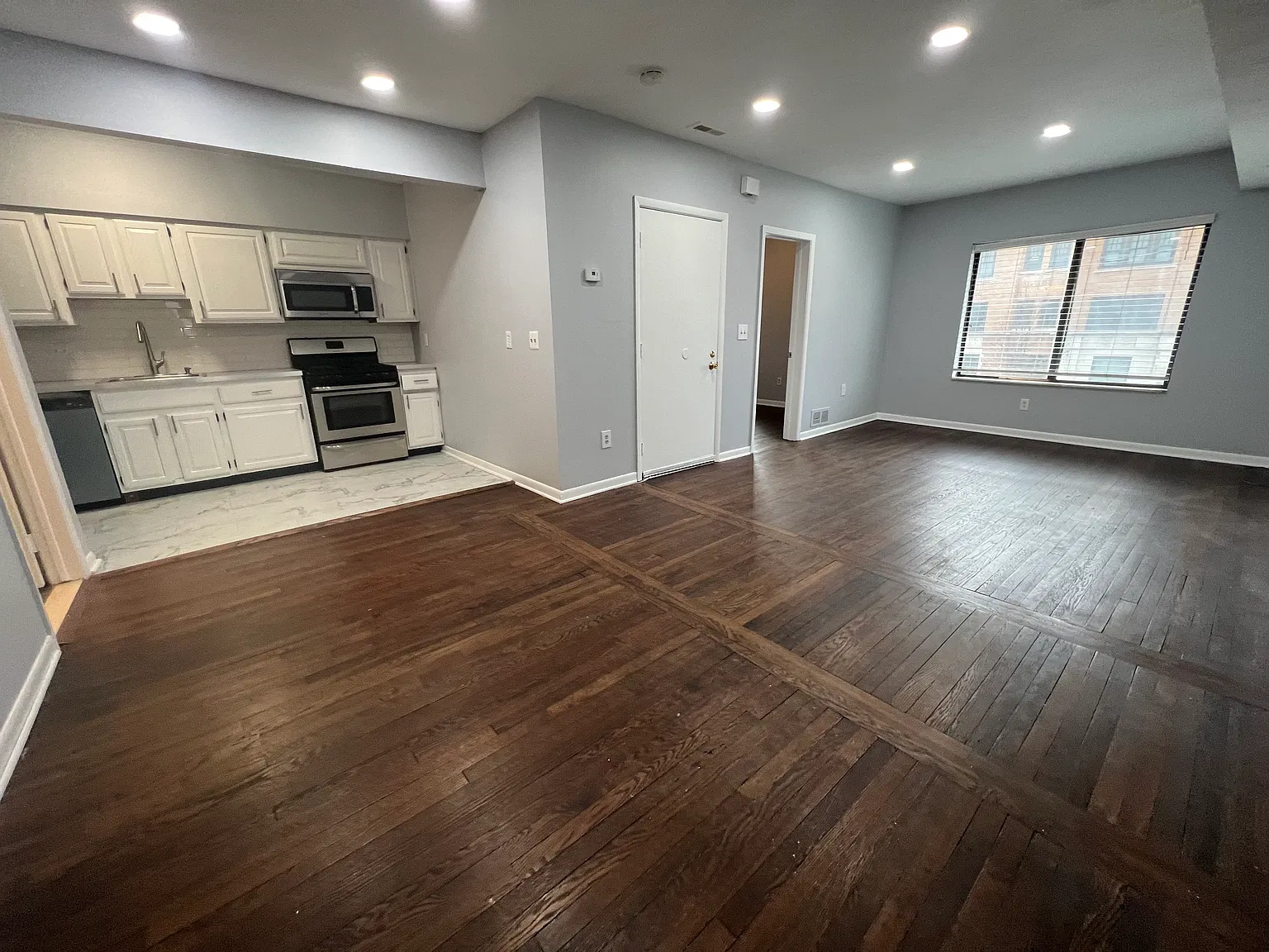 1 bed, 750 sqft, $1,100 — Photo 1