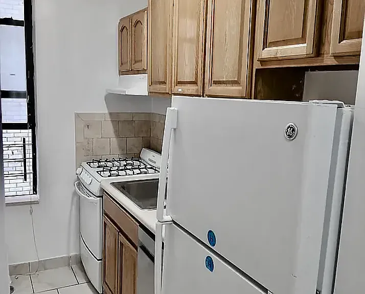 610 W 150th St #2H — Photo 5