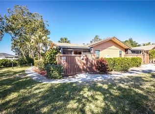 17318 Timber Oak Ln, Fort Myers, FL 33908