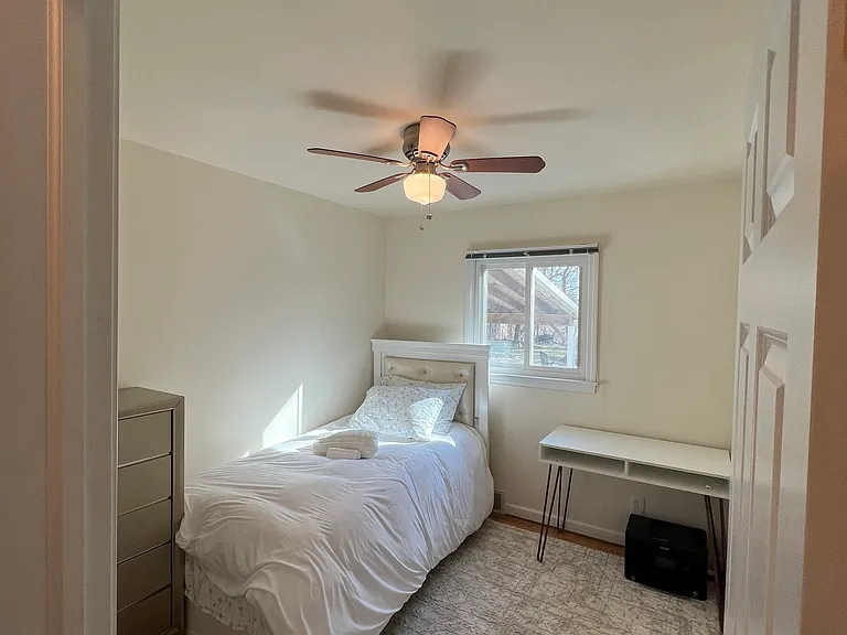 5 Hotchkiss Ter — Photo 15