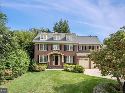 7713 Radnor Rd, Bethesda, MD, 20817