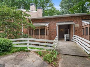 325 Quail Run, Roswell, GA 30076