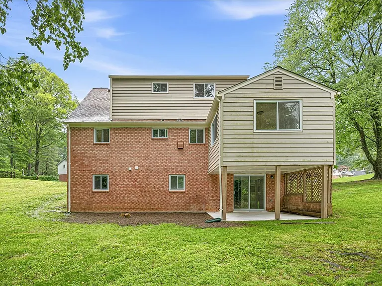 8624 Parliament Dr — Photo 49