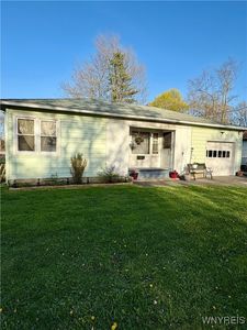 271 Roncroff Dr, North Tonawanda, NY, 14120