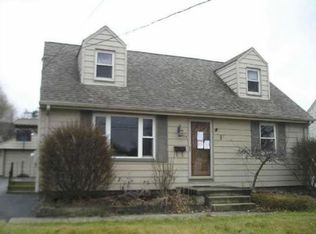 935 Frederick St, Niles, OH 44446