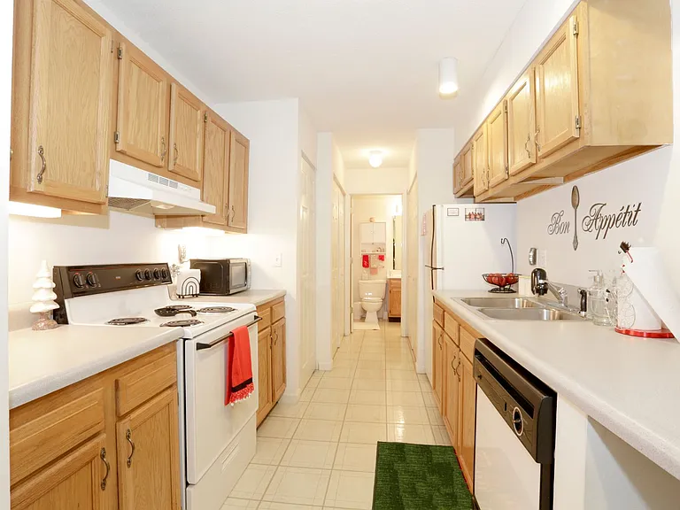 Prospect Pointe — Photo 23