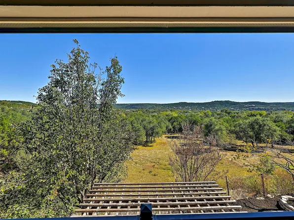 10613 Turkey Bend Dr, Jonestown, TX 78645