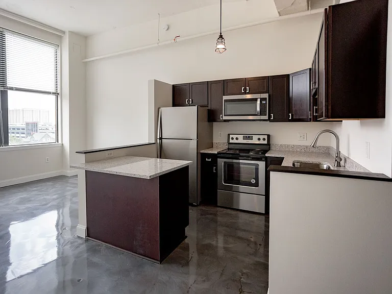 Garfield Lofts — Photo 21
